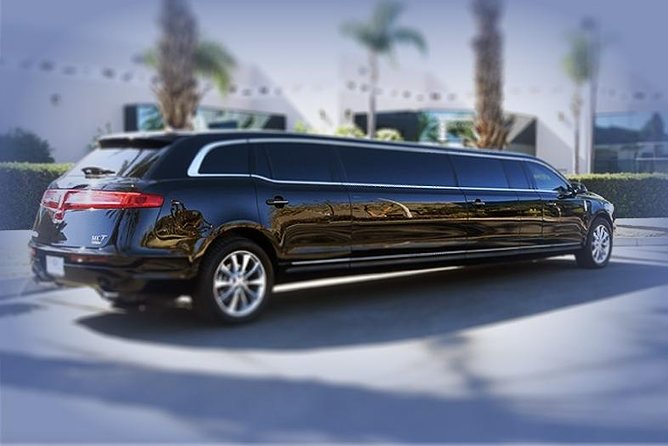 1.5-Hour Las Vegas Strip Limo Tour with Champagne and Photo Stops - Key points to know before booking