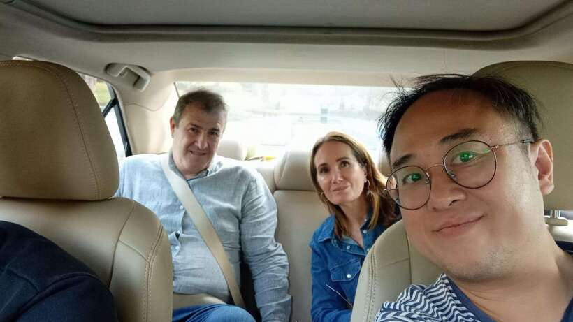 1 day Car Hire in Shenzhen with Driver (10 hours) - Building your Shenzhen day