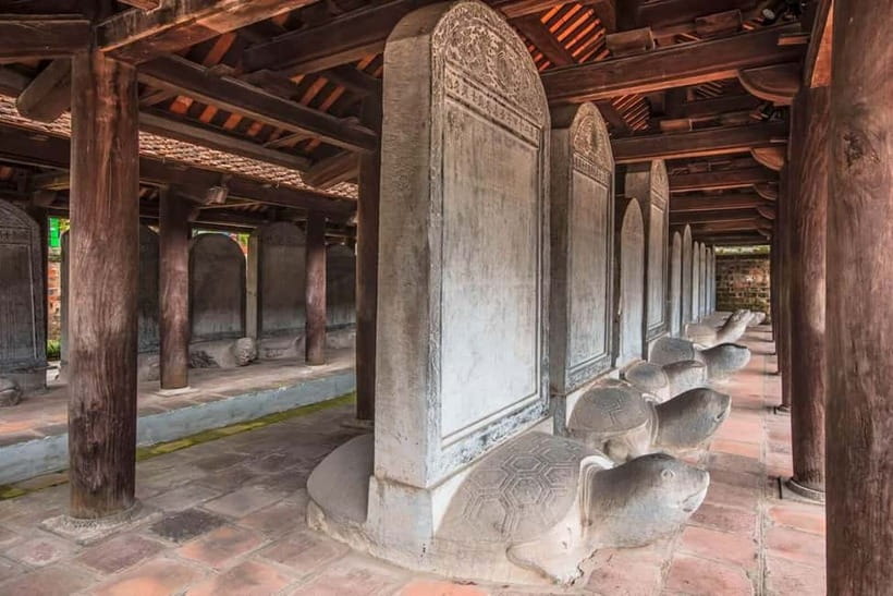 1 Day/Half Day Hanoi City Tour With Limousine Bus & Lunch - Guides, food, and what the human side adds