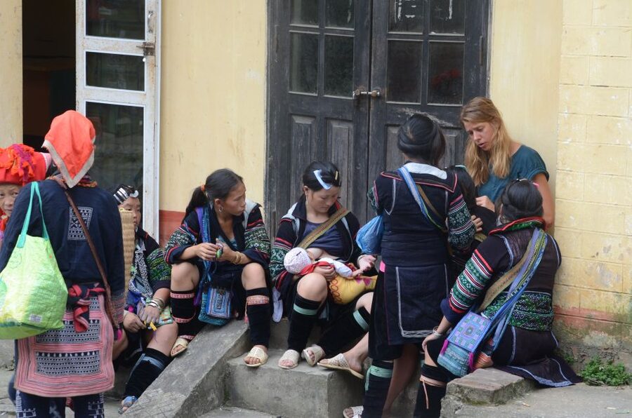 2 Day-2 Night Sapa Trekking: Overnight Train &Limousine Bus - A free morning in town, or an optional Fansipan visit