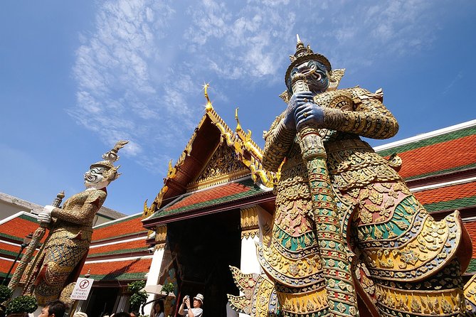 2 Day Private Car with Driver from Laem Chabang to Bangkok & Ayutthaya - Why a guide changes the whole experience