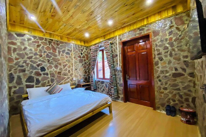 2 Days 1 Night Ban Gioc Waterfall Tour from Hanoi By Limousine - The 6:20 a.m. departure from Hanoi