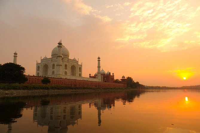 2 Days Delhi Agra and Fatehpur Sikri Tour By Private Car - The Taj Mahal at dawn