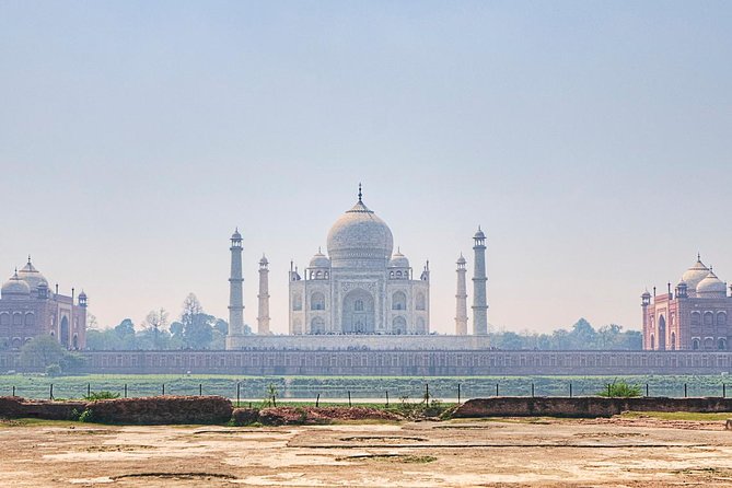 2 Days Delhi Agra and Fatehpur Sikri Tour By Private Car - Jama Masjid and the Lotus Temple
