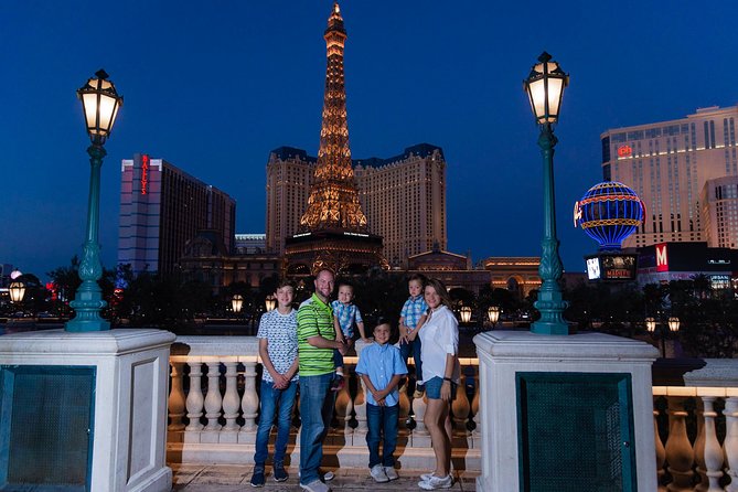3 Hour Private Limo Photo Tour - Choosing your photo locations along the Strip