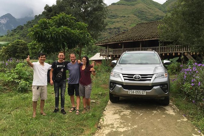 3D2N PRIVATE CAR TOUR + ENGLISH SPEAKING DRIVER (Private rooms) - The guides can shape the whole trip