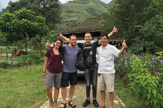 3D2N PRIVATE CAR TOUR + ENGLISH SPEAKING DRIVER (Private rooms) - Day 1: Ha Giang to Dong Van through Tam Son