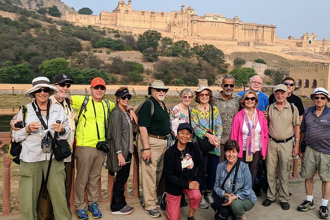 5 Days Delhi Agra Jaipur Golden Triangle Tour with Private car and Driver - Day 1: Delhi’s Mughal monuments and modern symbols