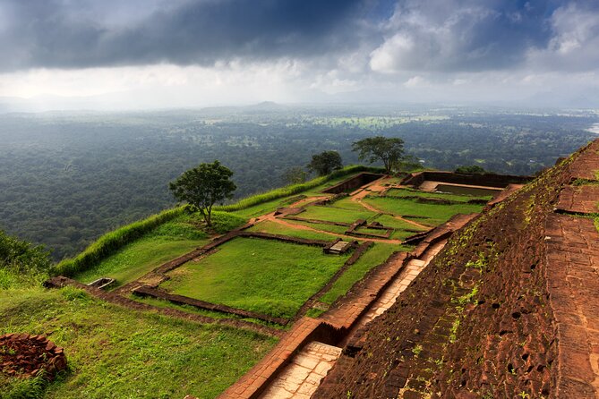 5 Days Private Vehicle with English Speaking Chauffeur - Day five: Mihintale and Anuradhapura’s sacred monuments