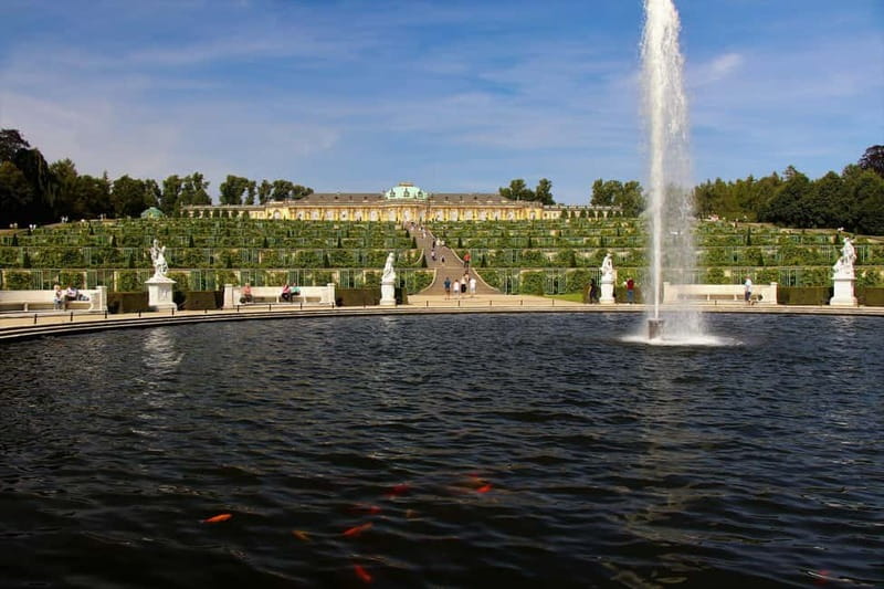5h Potsdam private tour with Guide, Chauffeur & Photographer - Key points to know before booking