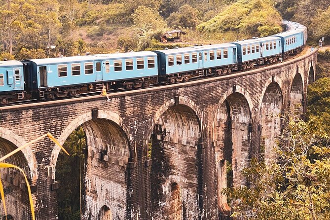 7 Days Tour in Sri Lanka Hotels with Breakfast and Luxury Car - What the $542 price really covers