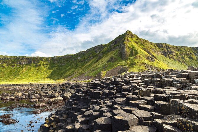 7 Hour Private Giants Causeway & Coastal Luxury Tour From Belfast - Key points to know before booking