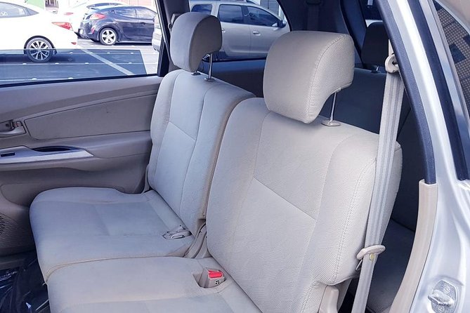 7 Seater Car/Minivan With Driver - Half/Full Day - Starting at your hotel or Dubai airport