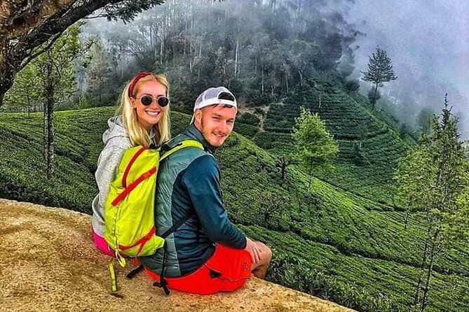 8 Days Adventure Tour with Chauffeur and Air-condition Vehicle - Day 3: Kandy’s temple ceremony and evening dance
