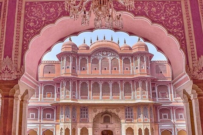 8 Days Private Car and Driver Rental For Golden Triangle & Rajasthan Tour - Day 4: Jaipur’s forts, palace, and evening folk show