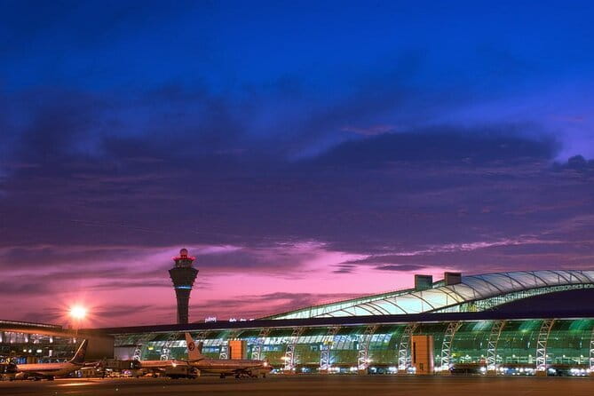 8 hours Private Car Transport in Guangzhou China - Communication, punctuality, and practical backup