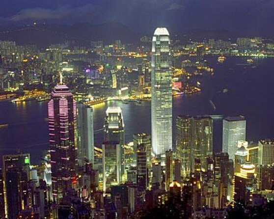 A Private City Tour of Hong Kong with Mercedes-Benz - Why a private car works well in Hong Kong