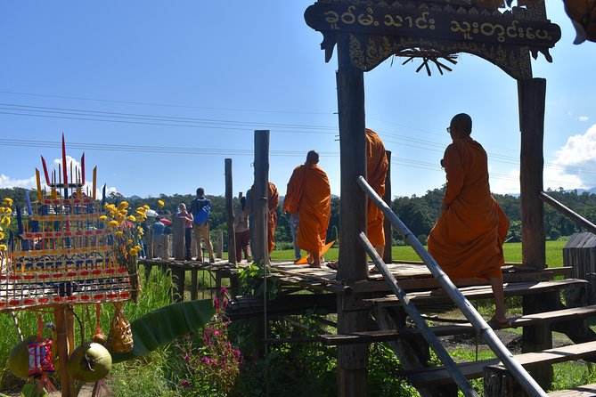 A stunning 11 Day Tuk Tuk Adventure in Northern Thailand - with driver - Lod Cave and the dramatic road into Pai