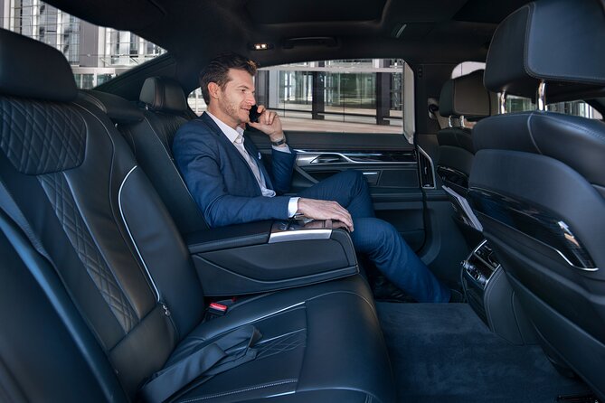 Adelaide's Ultimate Chauffeur Airport Arrival Experience - What the 30-minute text message adds