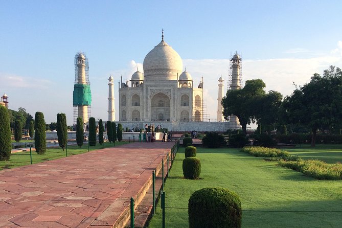 Agra Taj Mahal Sunrise Visit from Delhi by Private Car with Guide - Who this sunrise trip suits best