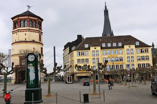 Airport Transfer: Airport DUS to Dusseldorf by Luxury Car - The ride into Düsseldorf takes about 20 minutes