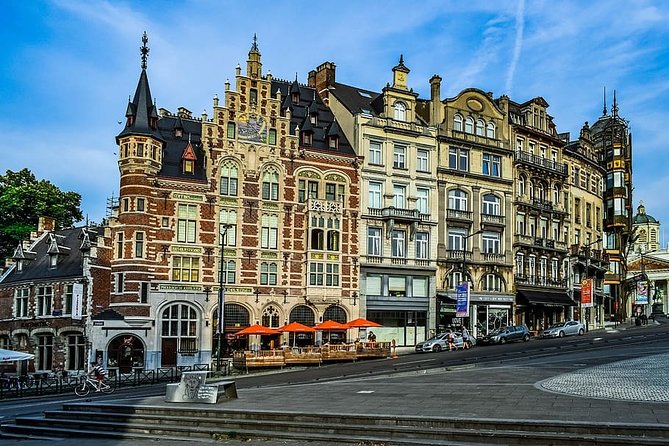 Airport Transfer: Brussels to Brussels Airport BRU by Luxury Van - What the 20-minute journey is really like