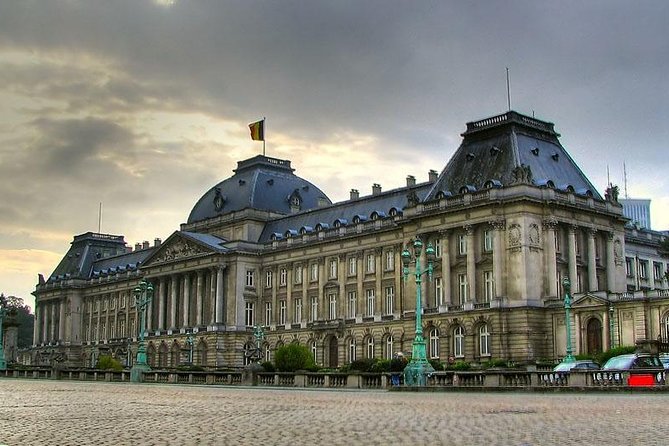 Airport Transfer: Brussels to Brussels Airport BRU by Luxury Van - Price and the question of value