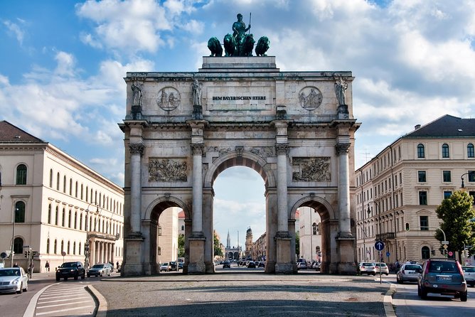 Airport Transfer: Munich Airport MUC to Munich by Luxury Van - The service style: Mark, Anna, and careful driving