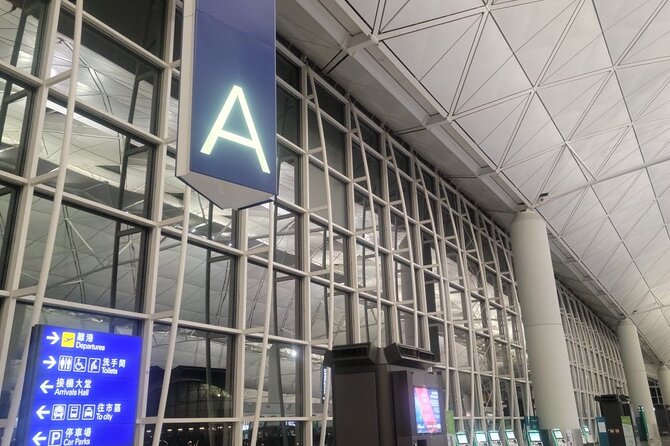 AIRPORT TRANSFER service Kowloon with Mercedes Benz - Returning to the airport with the same driver
