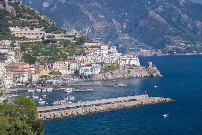 Amalfi Coast private driver to Ravello and Amalfi in total relax - Why a private car makes this coast easier