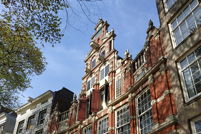 Amsterdam and Countryside Private Full-Day Tour by luxury car - Marken, wooden houses, and a walk to the port