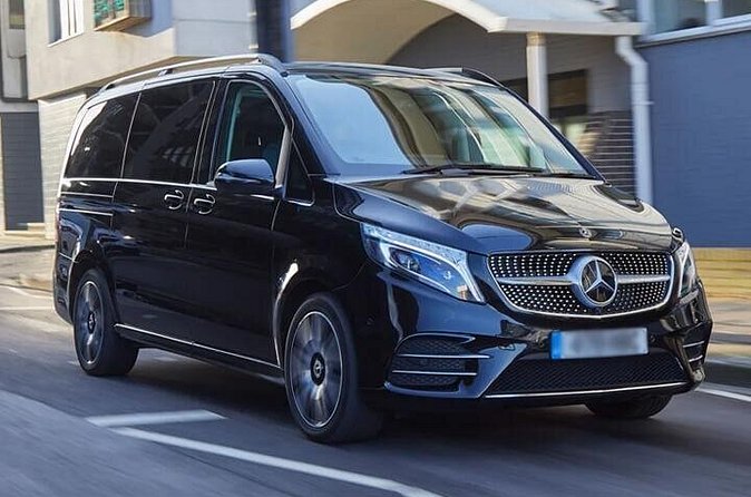 Amsterdam City Departure Private Transfer to Amsterdam Port in Luxury Van - Reliability, communication, and one cautionary case