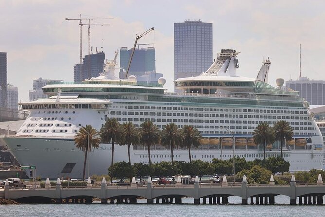 Anaheim Resort Private Car Service to or from Long Beach. - Hotel and private-address pickups are less complicated