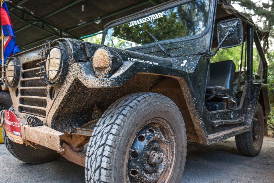 Angkor Wat in a vintage Jeep with driver - jeep rental - Why the vintage Jeep changes the Angkor day