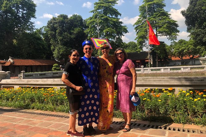 Ao dai Vietnam photograph tour with private car - Train Street and daily Hanoi life