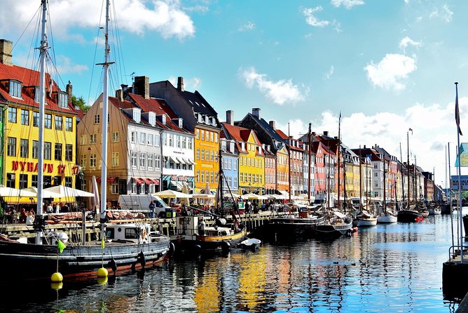 Arrival Transfer: Airport CPH to Copenhagen by Luxury Van - A 20-minute ride to your Copenhagen address