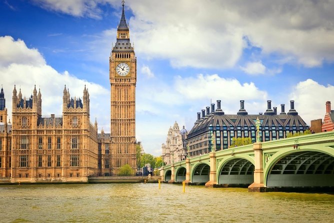 Arrival Transfer: Heathrow Airport LHR to London by Luxury Van - Who gets the best value from this transfer