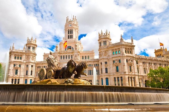 Arrival Transfer: Madrid Airport MAD to Madrid in Luxury Van - How the service compares with taxis, Metro, and shared rides