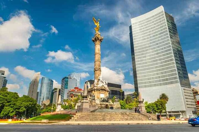 Arrival Transfer: Mexico Airport MEX to Mexico by Luxury SUV - Private transport versus a cheaper ride