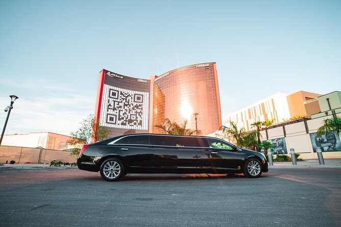 Arrival Transfer: Private Luxury 8 Passenger Limousine Service - Should you book the private Las Vegas limousine?