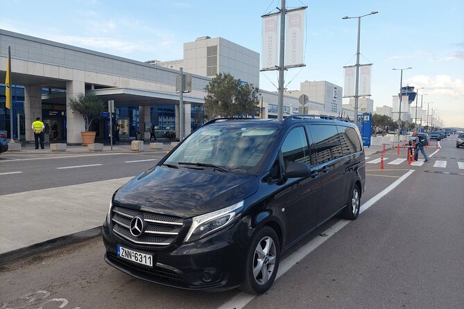 Athens Airport to Athens Hotels Private Transfer with Luxury Car - Choosing Between the Mercedes Sedan and Minivan