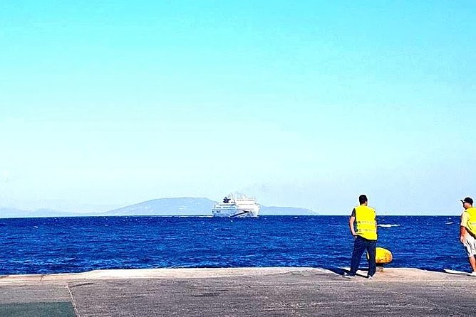 Athens Airport to Piraeus Cruise Terminal- Transfer By Mercedes E Class Wagon - Key details at a glance
