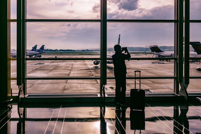 Athens Hotels To Athens AirPort Private Luxury Transfer Service - Why early pickup matters in Athens