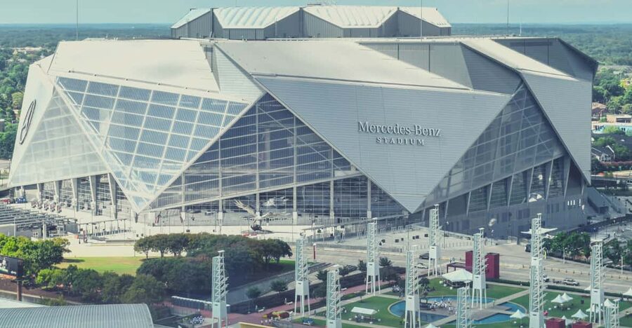 Atlanta: Atlanta Falcons NFL Game at Mercedes Benz Stadium - The pre-game crowd and matchday atmosphere