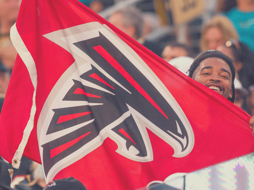 Atlanta: Atlanta Falcons NFL Game at Mercedes Benz Stadium - Arriving with a phone ticket
