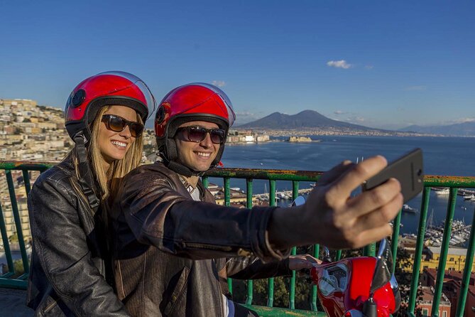 Audioguided Vespa Tour of Naples (Vespa with driver) - Castle views at Castel dellOvo