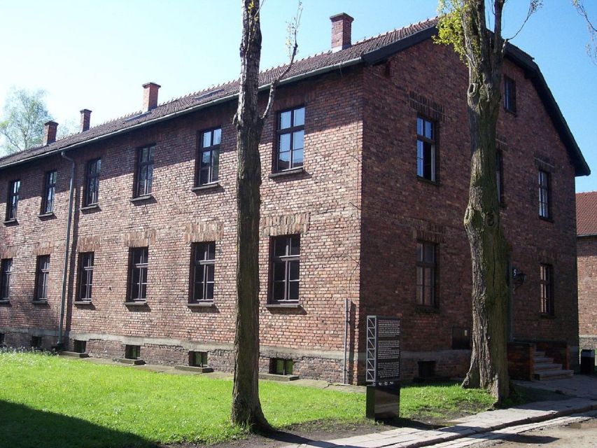 Auschwitz-Birkenau and Krakow Private Car Trip from Katowice - What $353 per person buys you