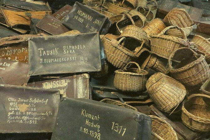 Auschwitz day tour from Warsaw by private car with lunch - What the private format really means