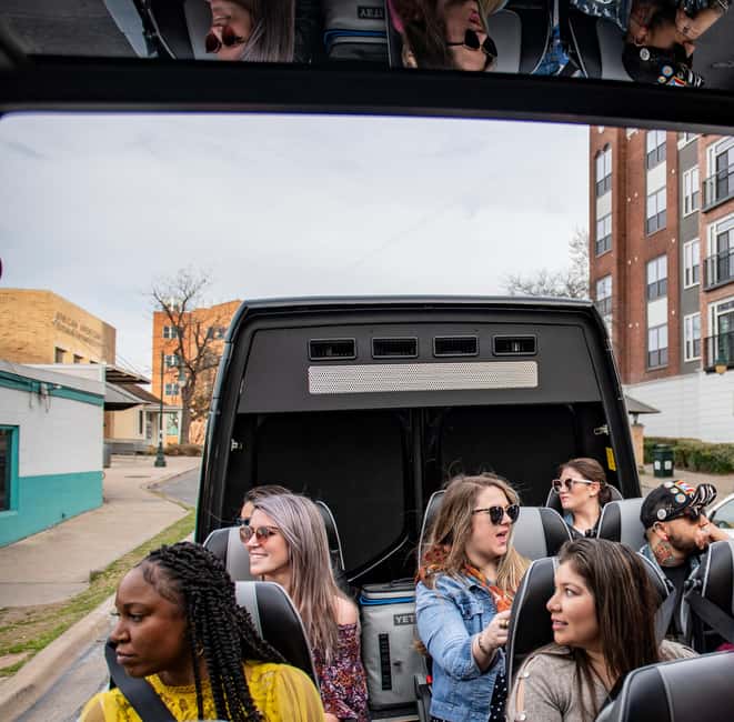 Austin: City and Hill Country Non-Stop Tour in a Mercedes - Shopping districts, lakes, and Hill Country views