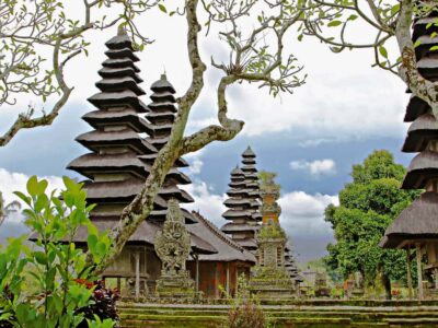 Bali: Green and Heritage West Trip Private Tour, Luxury Car